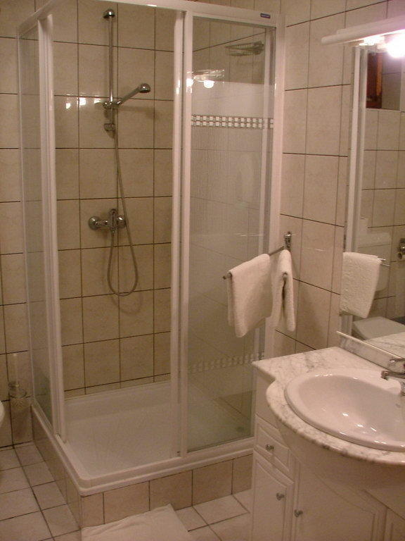 Erdogyongye Etterem Es Panzio Hotel Zalaegerszeg Room photo